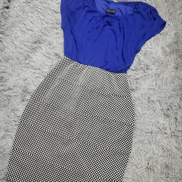 DRESSES | Blue/Blk/White Contrast Bodycon! - Picture 2 of 7